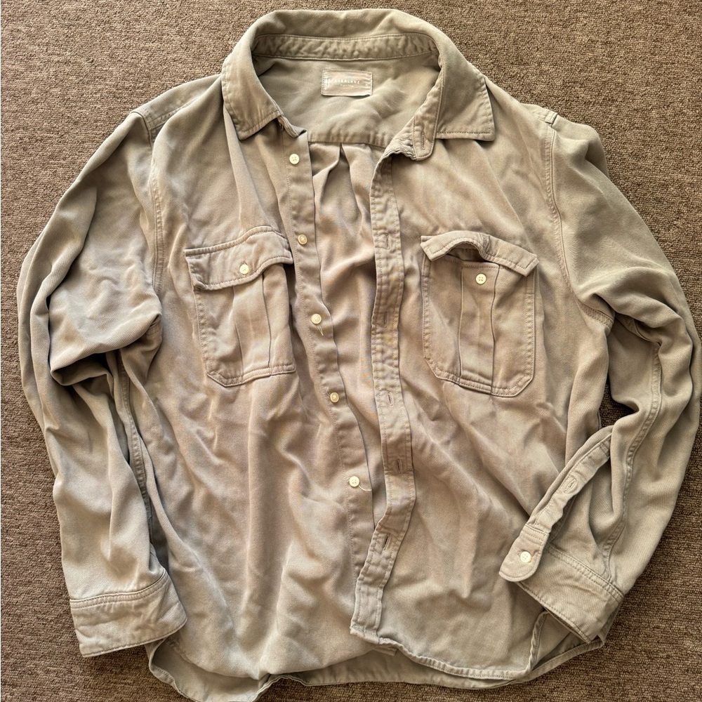 Everlane Men's Lightweight Shirt Jacket in Light Taupe